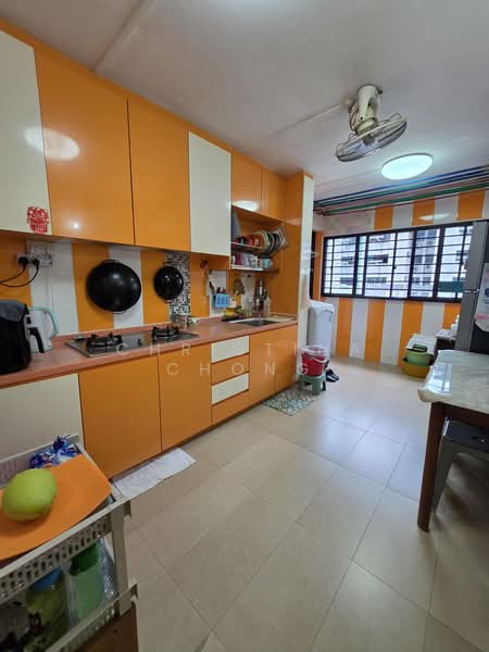 522 Bedok North Avenue 1, 522 Bedok North Avenue 1, 2 Bedrooms, 721 sqft, HDB Flat For Sale, by Christina Chong, 500205570 - Kitchen - PropertyGuru.com.sg