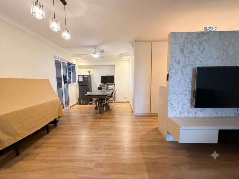 286A Toh Guan Road, 286A Toh Guan Road, 4 Bedrooms, 1,324 sqft, HDB Flat For Sale, by Vanessa Owh, 500205576 - Living Room - PropertyGuru.com.sg