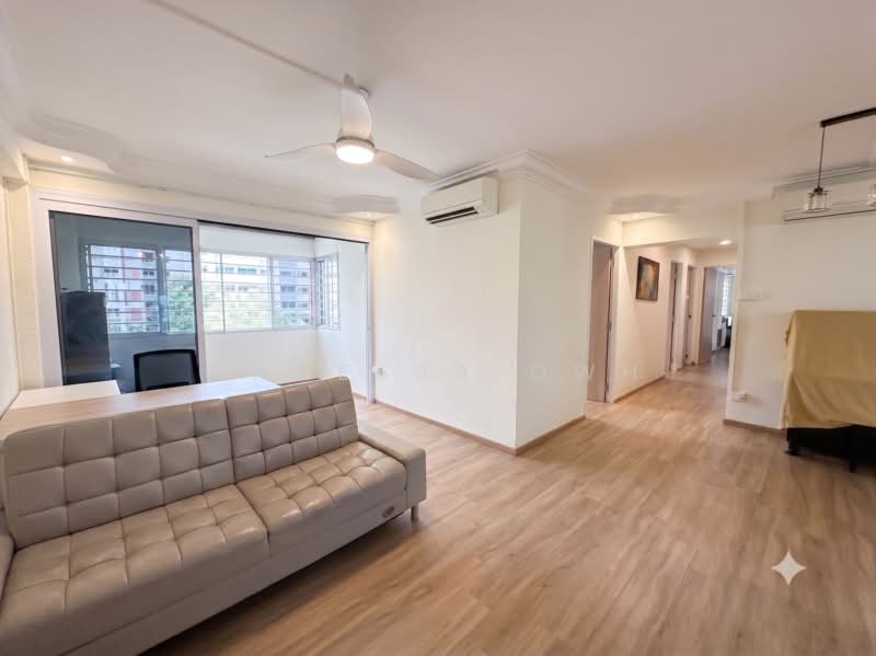286A Toh Guan Road, 286A Toh Guan Road, 4 Bedrooms, 1,324 sqft, HDB Flat For Sale, by Vanessa Owh, 500205576 - Living Room - PropertyGuru.com.sg