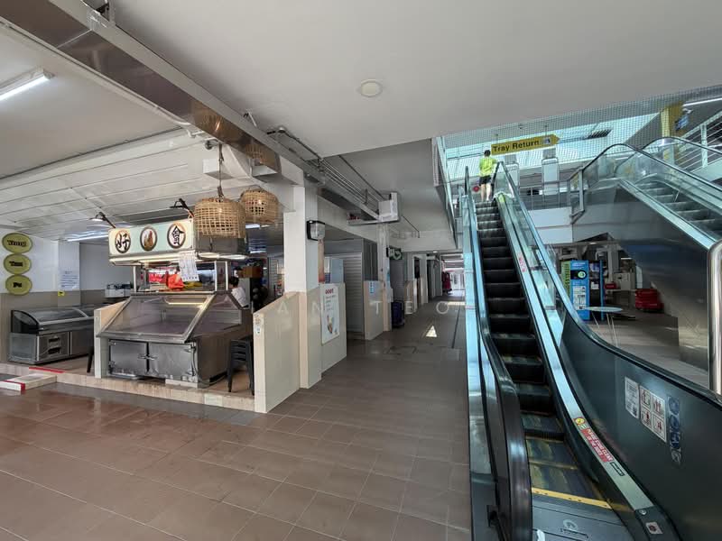 88 Commonwealth Close, 88 Commonwealth Close, 2 Bedrooms, 624 sqft, HDB Flat For Sale, by Ian Teo, 500205581 - Corridor - PropertyGuru.com.sg