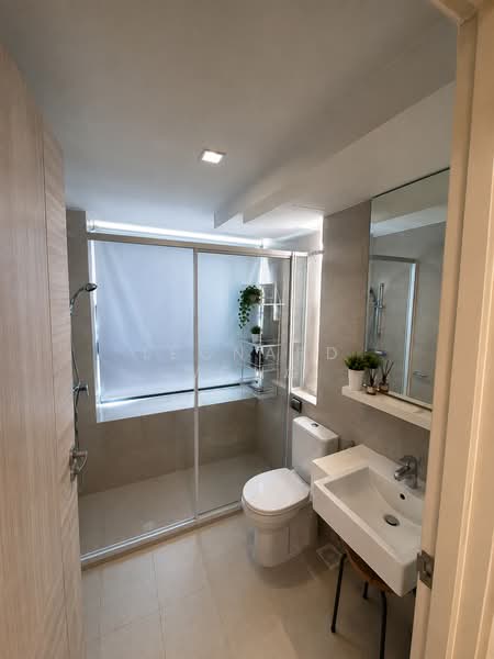 8 Boon Keng Road, 8 Boon Keng Road, Room Rental, 160 sqft, HDB Flat For Rent, by Leonard Wong, 500205585 - Bathroom - PropertyGuru.com.sg