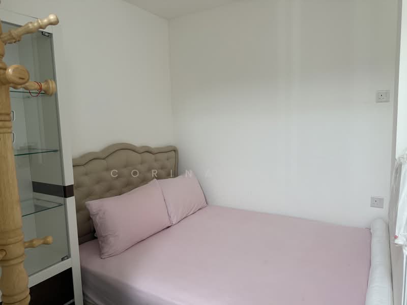 Visioncrest, 33 Oxley Rise, 2 Bedrooms, 926 sqft, Condominium For Rent, by Corina Tan, 500205592 - Bedroom - PropertyGuru.com.sg