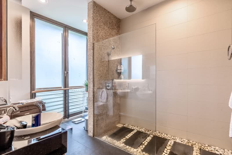 Rare freehold detached, wide frontage. Prime in District 17, Toh Estate / Toh Crescent / Toh Drive, 8 Bedrooms, 5,136 sqft, Detached House For Sale, by Avril Bin, 500205593 - Bathroom - PropertyGuru.com.sg