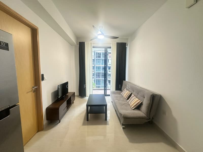 La Fiesta, 58 Sengkang Square, 1 Bedroom, 431 sqft, Condominium For Rent, by Ng Fu Xing, 500205597 - Living Room - PropertyGuru.com.sg