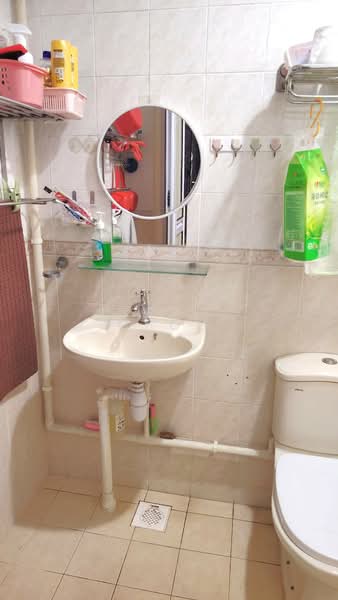 978C Buangkok Crescent, 978C Buangkok Crescent, Room Rental, 120 sqft, HDB Flat For Rent, by Steven Choo, 500205605 - Bathroom - PropertyGuru.com.sg