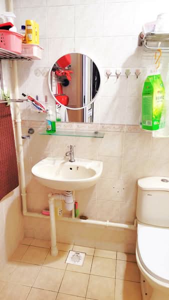 978C Buangkok Crescent, 978C Buangkok Crescent, Room Rental, 120 sqft, HDB Flat For Rent, by Steven Choo, 500205605 - Bathroom - PropertyGuru.com.sg