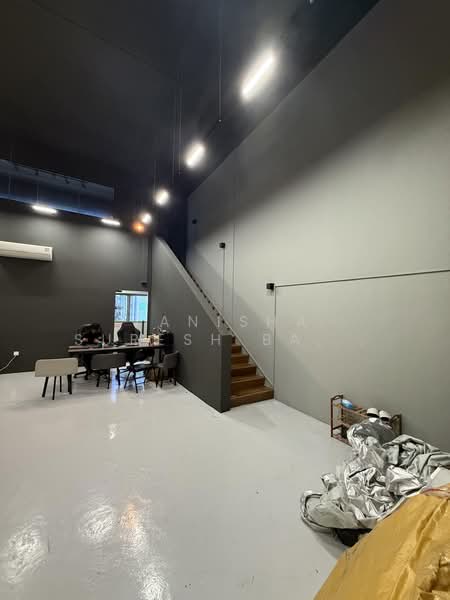 Yishun Northpoint bizhub, , 2,562 sqft, Light Industrial (B1) For Rent, by Tanisha Suresh Balani, 500205607 - Interior - CommercialGuru.com.sg