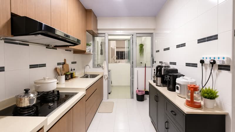 424D Yishun Avenue 11, 424D Yishun Avenue 11, 3 Bedrooms, 990 sqft, HDB Flat For Rent, by Laven Loo 吕欣颐, 500205608 - Kitchen - PropertyGuru.com.sg