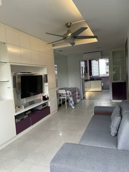 533 Bukit Batok Street 51, 533 Bukit Batok Street 51, 2 Bedrooms, 635 sqft, HDB Flat For Rent, by David Tan, 500205613 - Living Room - PropertyGuru.com.sg