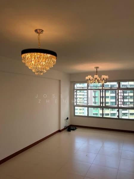 432B Yishun Avenue 1, 432B Yishun Avenue 1, 3 Bedrooms, 990 sqft, HDB Flat For Sale, by Jose Loh Zhenhao, 500205642 - Living Room - PropertyGuru.com.sg
