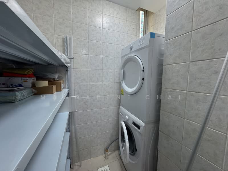 The Huntington, 190 Moulmein Road, Room Rental, 100 sqft, Condominium For Rent, by Magdalene Chai, 500205643 - Service yard - PropertyGuru.com.sg