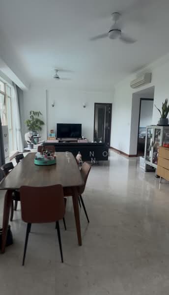 Balmoral 8, 8 Balmoral Road, 3 Bedrooms, 1,841 sqft, Condominium For Sale, by Eleanor Tan, 500205654 - Living Room - PropertyGuru.com.sg