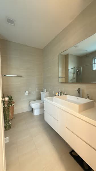 Costa Rhu, 9 Rhu Cross, 4 Bedrooms, 2,551 sqft, Condominium For Sale, by Deepti Malik, 500205657 - Bathroom - PropertyGuru.com.sg