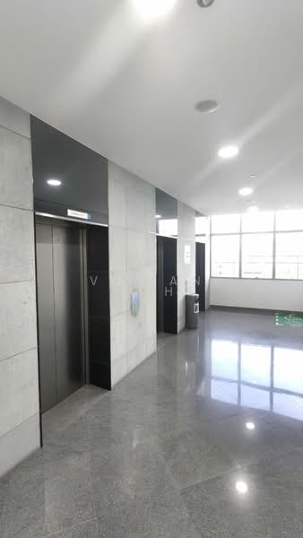 Mapex, 37 Jalan Pemimpin, 1,636 sqft, Light Industrial (B1) For Rent, by Vivian Toh, 500205667 - Corridor - CommercialGuru.com.sg