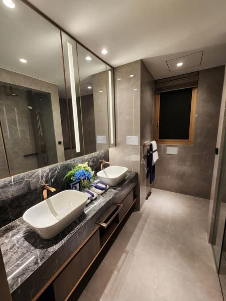 Grand Dunman, 18 Dunman Road, 5 Bedrooms, 2,390 sqft, Condominium For Sale, by Sylvia Wandly, 500205669 - Bathroom - PropertyGuru.com.sg