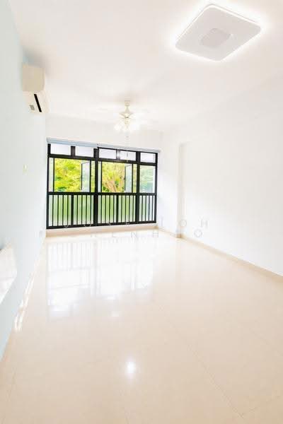 26D Jalan Membina, 26D Jalan Membina, Alexandra / Commonwealth, 3 Bedrooms, 969 sqft, HDB Flat For Sale, by Jose Loh Zhenhao, 500205674 - Living Room - PropertyGuru.com.sg