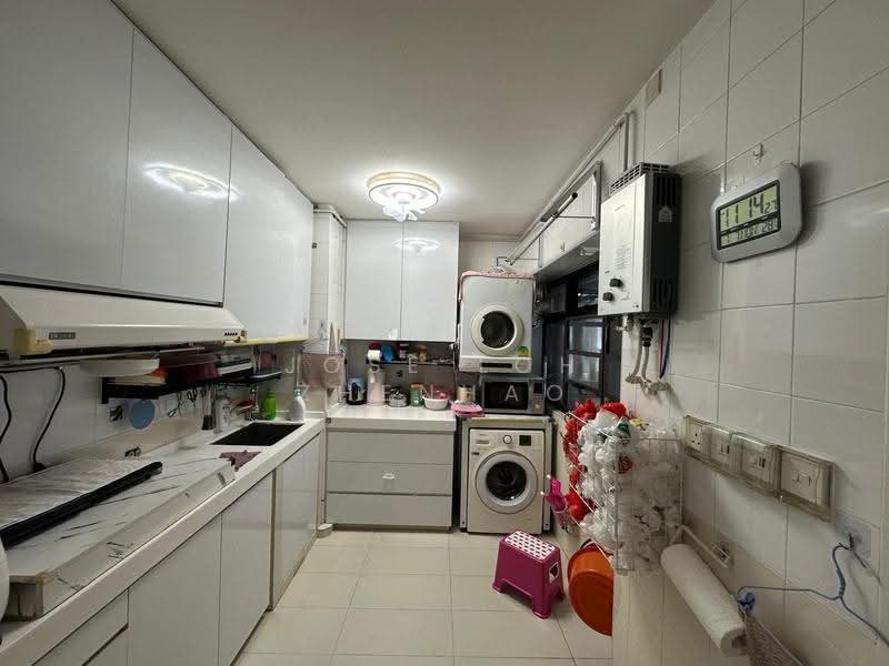 26D Jalan Membina, 26D Jalan Membina, Alexandra / Commonwealth, 3 Bedrooms, 969 sqft, HDB Flat For Sale, by Jose Loh Zhenhao, 500205674 - Kitchen - PropertyGuru.com.sg