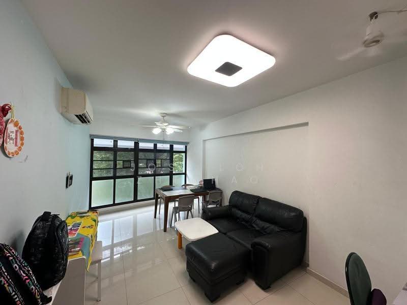 26D Jalan Membina, 26D Jalan Membina, Alexandra / Commonwealth, 3 Bedrooms, 969 sqft, HDB Flat For Sale, by Jose Loh Zhenhao, 500205674 - Living Room - PropertyGuru.com.sg