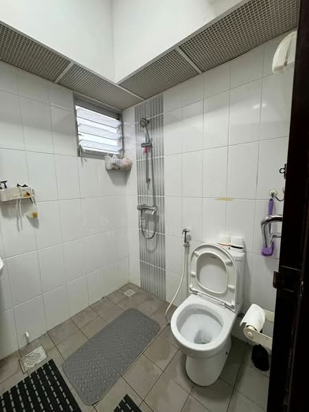 785C Woodlands Rise, 785C Woodlands Rise, 3 Bedrooms, 1,216 sqft, HDB Flat For Sale, by Jose Loh Zhenhao, 500205688 - Bathroom - PropertyGuru.com.sg