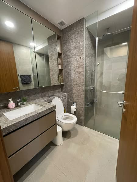 Stirling Residences, 21 Stirling Road, 2 Bedrooms, 624 sqft, Condominium For Rent, by Sam Chin, 500205699 - Bathroom - PropertyGuru.com.sg