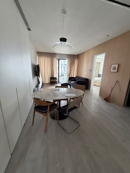 The Beacon, 130 Cantonment Road, 2 Bedrooms, 1,109 sqft, Apartment For Rent, by Jeremy Lim, 500205708 - Living Room - PropertyGuru.com.sg