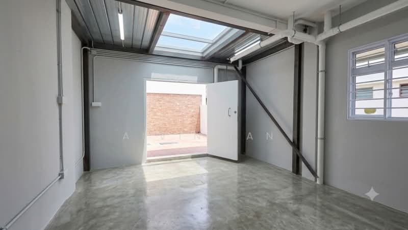 ❤️CHEAP Entry Level Corner Unit Prime Lower Joo Chiat, , 1,783 sqft, Shop / Shophouse For Sale, by Alvin Tan, 500205709 - Interior - CommercialGuru.com.sg