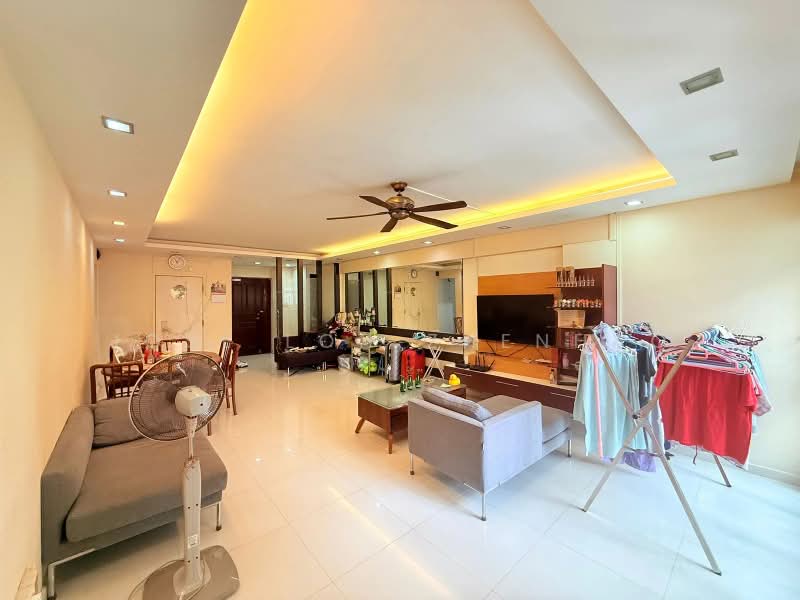 672B Klang Lane, 672B Klang Lane, 3 Bedrooms, 1,130 sqft, HDB Flat For Sale, by Jose Loh Zhenhao, 500205719 - Living Room - PropertyGuru.com.sg