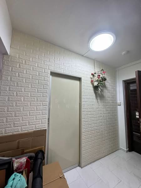 127 Pasir Ris Street 11, 127 Pasir Ris Street 11, 3 Bedrooms, 1,108 sqft, HDB Flat For Sale, by Jose Loh Zhenhao, 500205748 - Entrance - PropertyGuru.com.sg