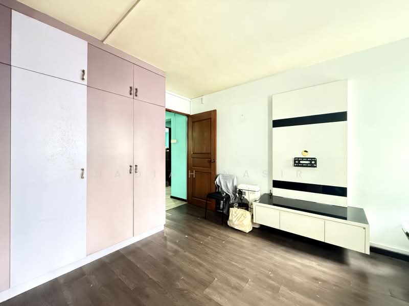 449 Tampines Street 42, 449 Tampines Street 42, 3 Bedrooms, 1,313 sqft, HDB Flat For Sale, by Nadiah Nasir, 500205750 - Interior - PropertyGuru.com.sg