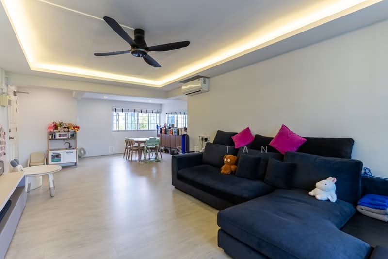 613 Bedok Reservoir Road, 613 Bedok Reservoir Road, 3 Bedrooms, 1,324 sqft, HDB Flat For Sale, by Denise Tan, 500205756 - Living Room - PropertyGuru.com.sg