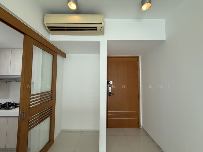 The Quartz, 51 Compassvale Bow, 3 Bedrooms, 1,045 sqft, Condominium For Rent, by Nancy Zhang Yani, 500205782 - Entrance - PropertyGuru.com.sg