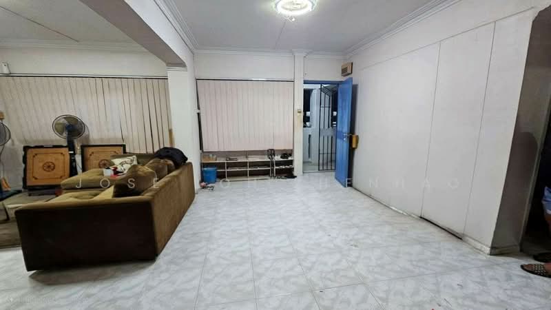 184 Pasir Ris Street 11, 184 Pasir Ris Street 11, 3 Bedrooms, 1,140 sqft, HDB Flat For Sale, by Jose Loh Zhenhao, 500205783 - Living Room - PropertyGuru.com.sg