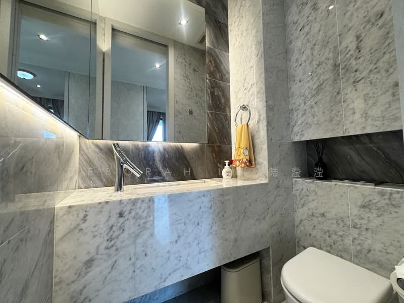New Futura, 14 Leonie Hill Road, 4 Bedrooms, 2,691 sqft, Condominium For Sale, by Deborah Lu 陆滢滢, 500205784 - Bathroom - PropertyGuru.com.sg