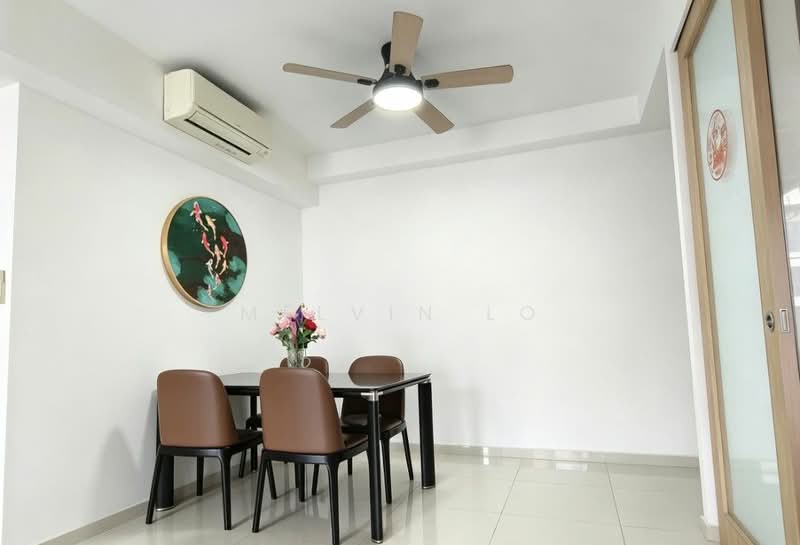 Hundred Palms Residences, 264 Yio Chu Kang Road, 4 Bedrooms, 1,270 sqft, Executive Condominium For Sale, by Melvin Lo, 500205787 - Dining Room - PropertyGuru.com.sg