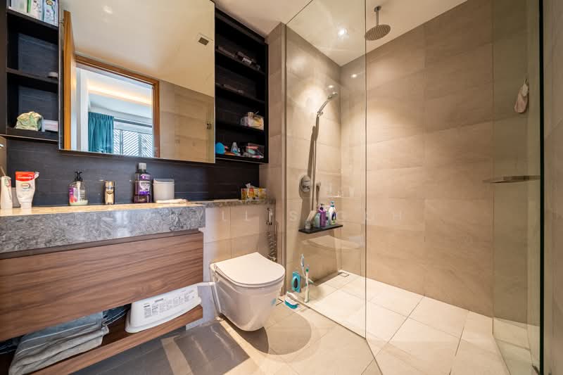 Olloi, 50 Lorong 101 Changi Road, 3 Bedrooms, 947 sqft, Condominium For Sale, by Phyllis Goh, 500205797 - Bathroom - PropertyGuru.com.sg