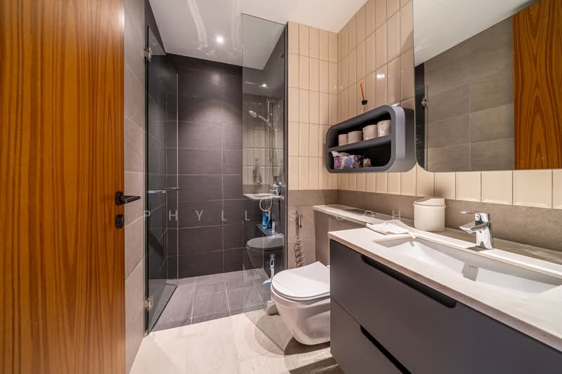 Olloi, 50 Lorong 101 Changi Road, 3 Bedrooms, 947 sqft, Condominium For Sale, by Phyllis Goh, 500205797 - Bathroom - PropertyGuru.com.sg
