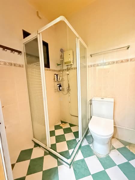 259C Compassvale Road, 259C Compassvale Road, 3 Bedrooms, 968 sqft, HDB Flat For Rent, by Irene Ho, 500205808 - Bathroom - PropertyGuru.com.sg