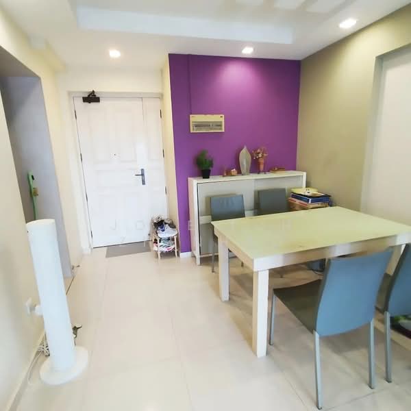50 Strathmore Avenue, 50 Strathmore Avenue, 3 Bedrooms, 969 sqft, HDB Flat For Sale, by Jose Loh Zhenhao, 500205813 - Entrance - PropertyGuru.com.sg