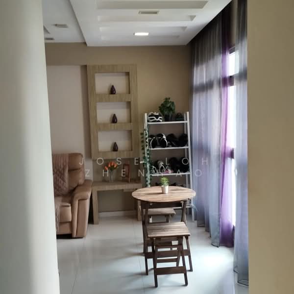 50 Strathmore Avenue, 50 Strathmore Avenue, 3 Bedrooms, 969 sqft, HDB Flat For Sale, by Jose Loh Zhenhao, 500205813 - Living Room - PropertyGuru.com.sg