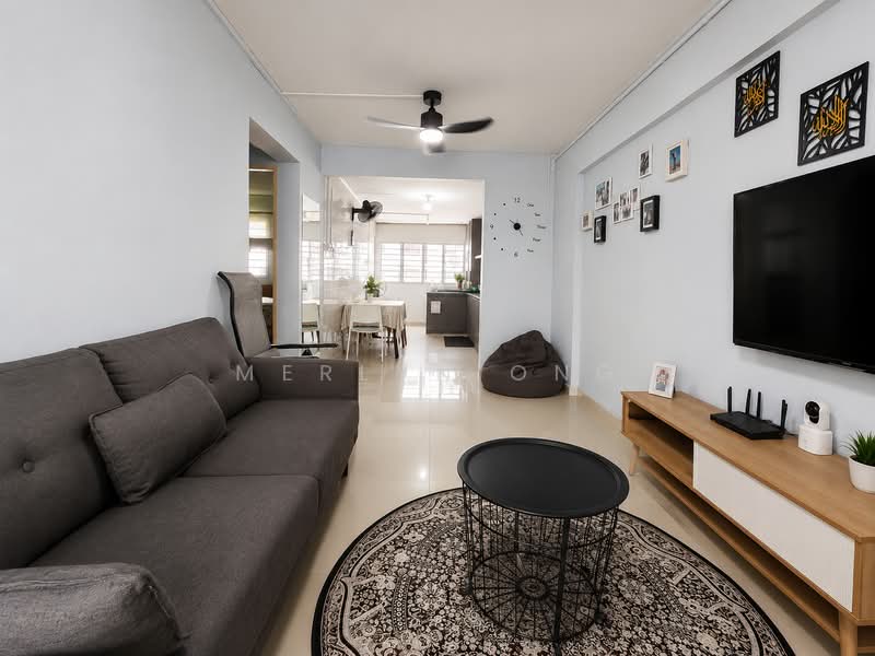 463 Jurong West Street 41, 463 Jurong West Street 41, 2 Bedrooms, 721 sqft, HDB Flat For Sale, by Merlyn Ong, 500205814 - Living Room - PropertyGuru.com.sg