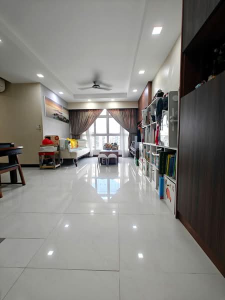 288B Compassvale Crescent, 288B Compassvale Crescent, 3 Bedrooms, 1,001 sqft, HDB Flat For Sale, by Jose Loh Zhenhao, 500205822 - Living Room - PropertyGuru.com.sg