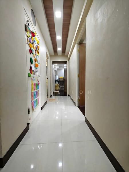 288B Compassvale Crescent, 288B Compassvale Crescent, 3 Bedrooms, 1,001 sqft, HDB Flat For Sale, by Jose Loh Zhenhao, 500205822 - Corridor - PropertyGuru.com.sg