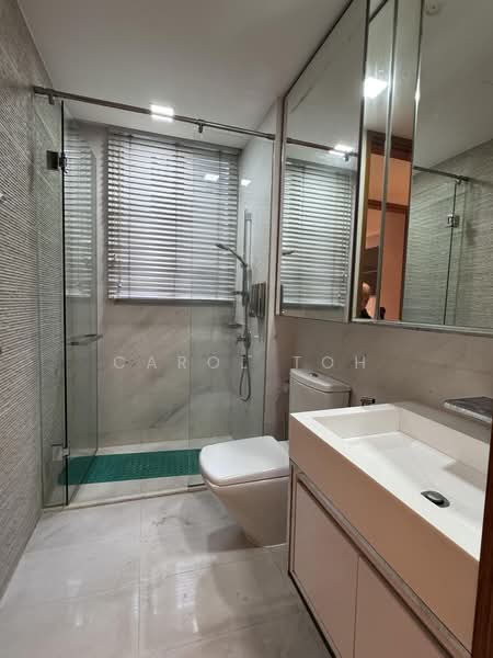 Floridian, 965 Bukit Timah Road, 4 Bedrooms, 1,862 sqft, Condominium For Rent, by Carol Toh, 500205837 - Bathroom - PropertyGuru.com.sg