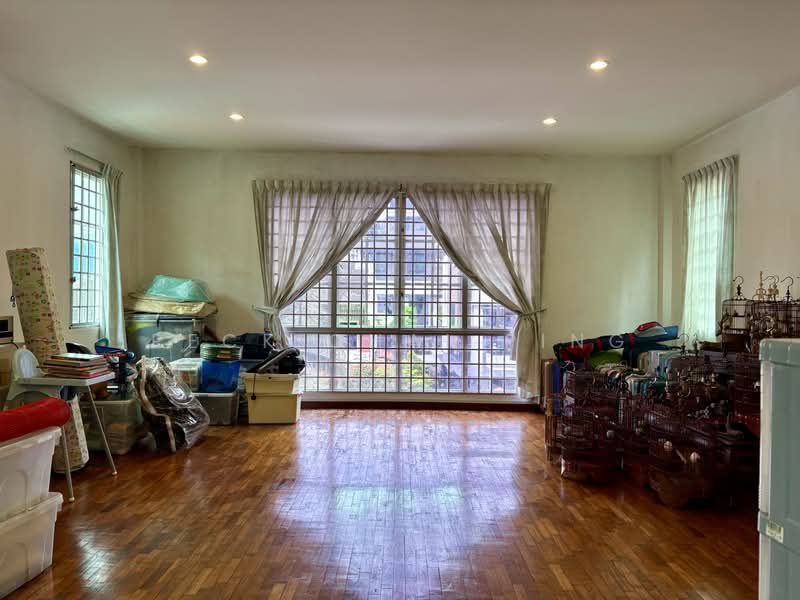 Rare 3 Storey Detached North South Facing, Jalan Merdu, 6 Bedrooms, 7,300 sqft, Detached House For Sale, by Peck Chai Ping, 500205842 - Bedroom - PropertyGuru.com.sg