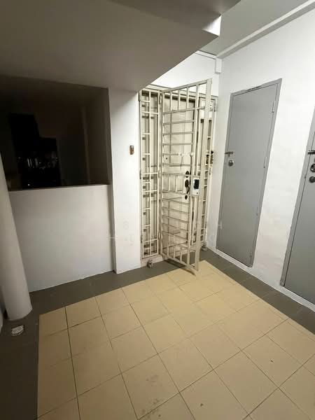 610 Senja Road, 610 Senja Road, 3 Bedrooms, 1,195 sqft, HDB Flat For Sale, by Jose Loh Zhenhao, 500205860 - Entrance - PropertyGuru.com.sg