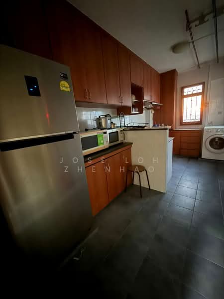 610 Senja Road, 610 Senja Road, 3 Bedrooms, 1,195 sqft, HDB Flat For Sale, by Jose Loh Zhenhao, 500205860 - Kitchen - PropertyGuru.com.sg