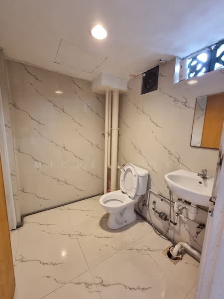 Neil Road, Neil Road, 1,400 sqft, Shop / Shophouse For Rent, by Michelle Lee, 500205883 - Bathroom - CommercialGuru.com.sg