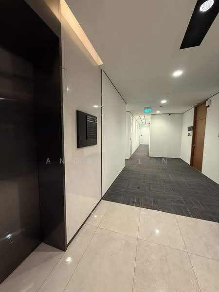 Suntec City Tower, 6 Temasek Boulevard, 3,928 sqft, Office For Sale, by Andrea Lin, 500205889 - Corridor - CommercialGuru.com.sg