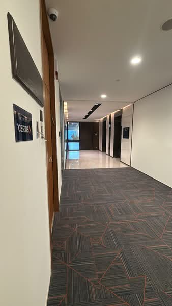 Suntec City Tower, 6 Temasek Boulevard, 3,928 sqft, Office For Sale, by Andrea Lin, 500205889 - Corridor - CommercialGuru.com.sg