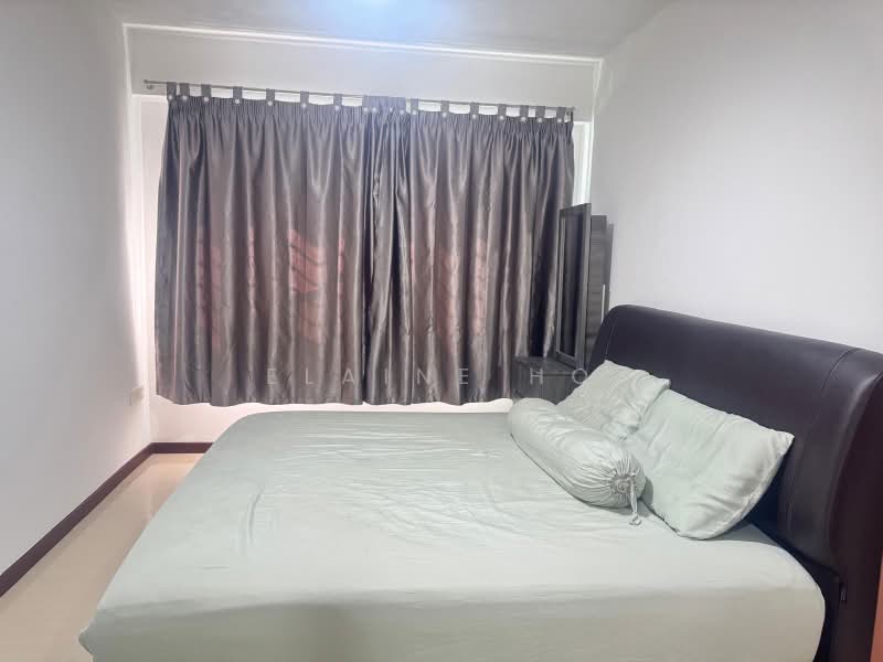 508A Yishun Avenue 4, 508A Yishun Avenue 4, 2 Bedrooms, 732 sqft, HDB Flat For Sale, by Elaine Ho, 500205892 - Bedroom - PropertyGuru.com.sg